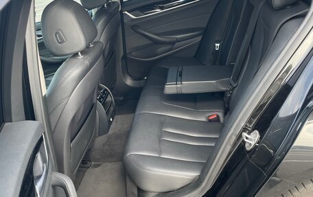 BMW 5 серия, 2018 год, 2 500 000 рублей, 14 фотография