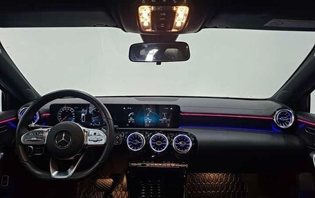 Mercedes-Benz A-Класс, 2021 год, 1 980 000 рублей, 2 фотография