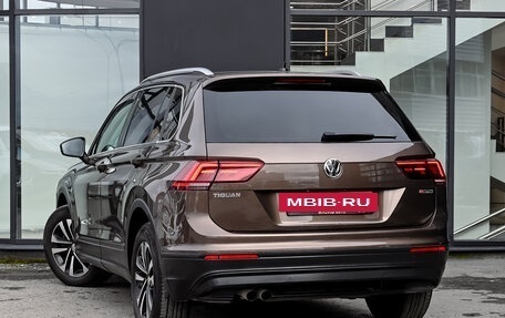 Volkswagen Tiguan II, 2020 год, 2 695 000 рублей, 7 фотография