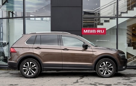 Volkswagen Tiguan II, 2020 год, 2 695 000 рублей, 9 фотография