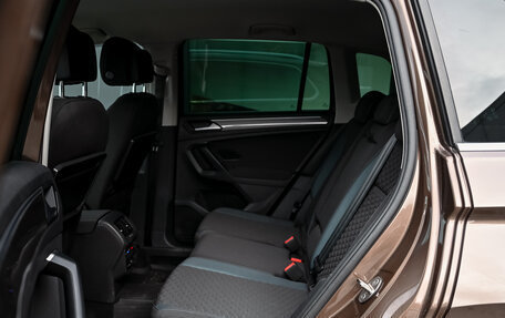 Volkswagen Tiguan II, 2020 год, 2 695 000 рублей, 21 фотография