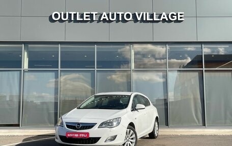 Opel Astra J, 2011 год, 599 000 рублей, 1 фотография