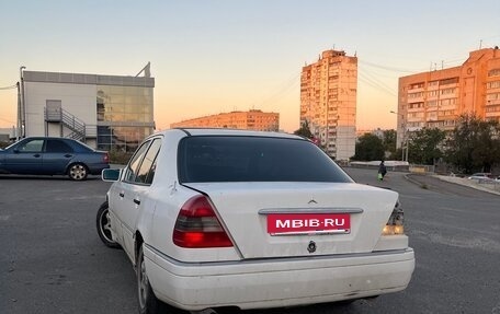 Mercedes-Benz C-Класс, 1994 год, 170 000 рублей, 3 фотография