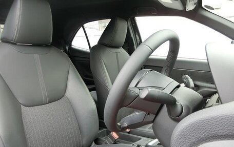 Toyota Yaris Cross, 2022 год, 1 690 000 рублей, 17 фотография