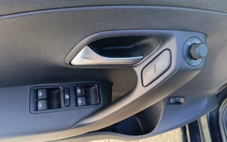 Volkswagen Polo VI (EU Market), 2018 год, 1 099 995 рублей, 11 фотография