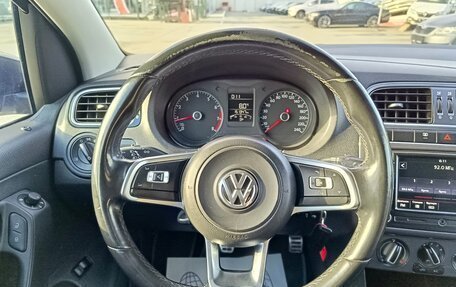 Volkswagen Polo VI (EU Market), 2018 год, 1 099 995 рублей, 17 фотография