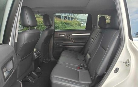 Toyota Highlander III, 2021 год, 3 084 007 рублей, 8 фотография