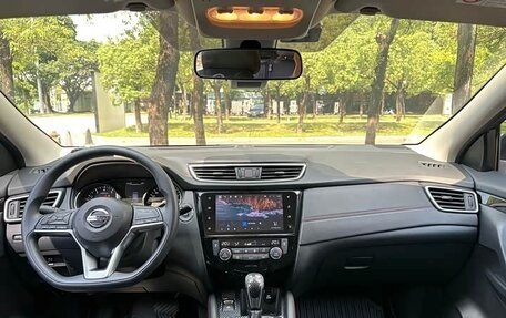Nissan Qashqai, 2022 год, 1 920 000 рублей, 2 фотография