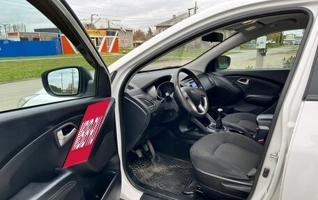 Hyundai ix35 I рестайлинг, 2012 год, 1 099 000 рублей, 11 фотография