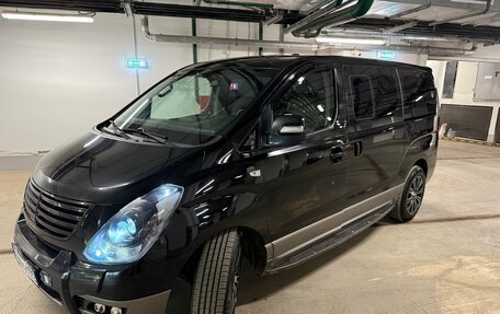 Hyundai Grand Starex Grand Starex I рестайлинг 2, 2014 год, 2 450 000 рублей, 9 фотография