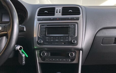 Volkswagen Polo VI (EU Market), 2015 год, 990 000 рублей, 12 фотография