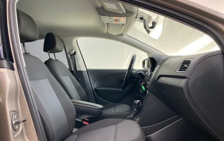 Volkswagen Polo VI (EU Market), 2015 год, 990 000 рублей, 15 фотография