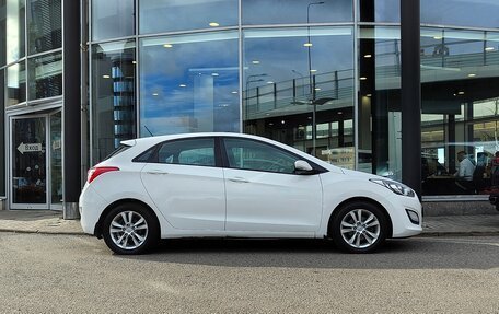 Hyundai i30 II рестайлинг, 2014 год, 991 000 рублей, 6 фотография