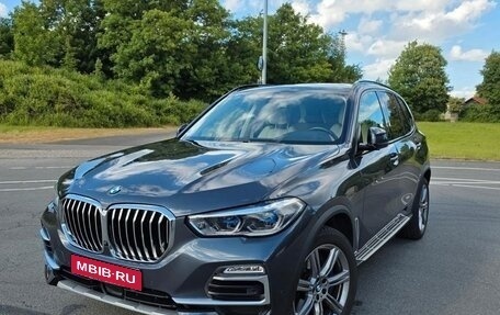 BMW 5 серия, 2021 год, 6 300 911 рублей, 1 фотография