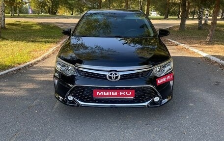 Toyota Camry, 2017 год, 2 300 000 рублей, 1 фотография
