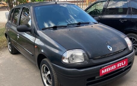 Renault Clio III, 2001 год, 120 000 рублей, 2 фотография