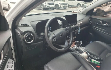 Hyundai Kona I, 2021 год, 1 800 000 рублей, 12 фотография