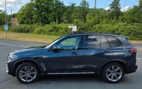 BMW 5 серия, 2021 год, 6 300 911 рублей, 2 фотография