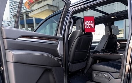 Cadillac Escalade V, 2025 год, 22 900 000 рублей, 36 фотография