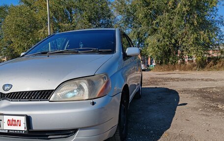 Toyota Platz, 2001 год, 330 000 рублей, 8 фотография