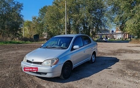 Toyota Platz, 2001 год, 330 000 рублей, 9 фотография