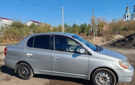 Toyota Platz, 2001 год, 330 000 рублей, 15 фотография