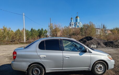 Toyota Platz, 2001 год, 330 000 рублей, 14 фотография