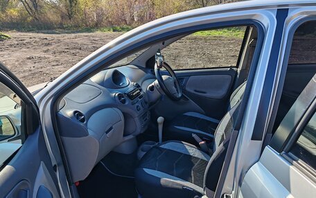 Toyota Platz, 2001 год, 330 000 рублей, 19 фотография