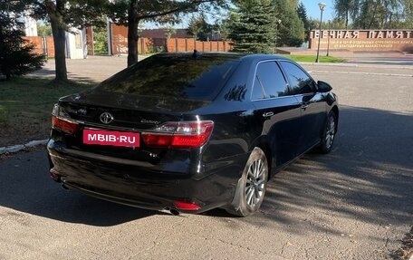 Toyota Camry, 2017 год, 2 300 000 рублей, 6 фотография