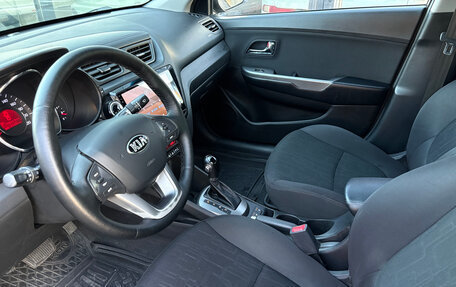 KIA Rio III рестайлинг, 2015 год, 985 000 рублей, 7 фотография