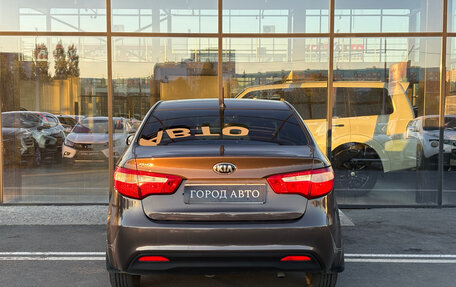 KIA Rio III рестайлинг, 2015 год, 985 000 рублей, 6 фотография