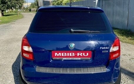 Skoda Fabia II, 2011 год, 415 000 рублей, 2 фотография