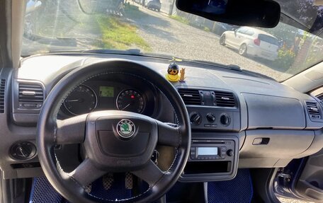 Skoda Fabia II, 2011 год, 415 000 рублей, 19 фотография