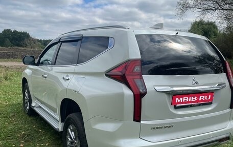 Mitsubishi Pajero Sport III рестайлинг, 2021 год, 4 550 000 рублей, 5 фотография