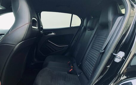 Mercedes-Benz GLA, 2019 год, 2 940 000 рублей, 15 фотография
