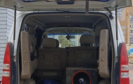 Nissan Serena II, 2004 год, 760 000 рублей, 9 фотография