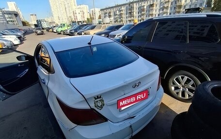 Hyundai Solaris II рестайлинг, 2013 год, 370 000 рублей, 2 фотография