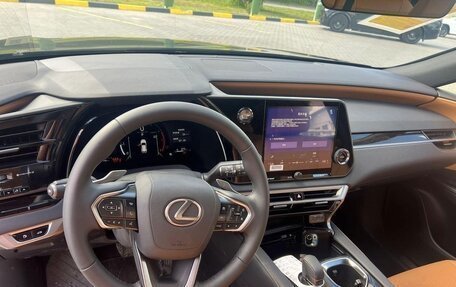 Lexus RX IV рестайлинг, 2025 год, 7 280 000 рублей, 6 фотография