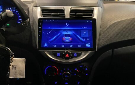 Hyundai Solaris II рестайлинг, 2015 год, 580 000 рублей, 13 фотография