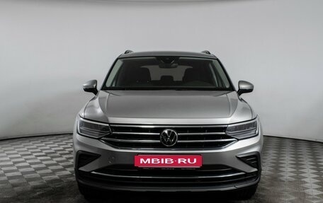 Volkswagen Tiguan II, 2021 год, 2 560 000 рублей, 2 фотография