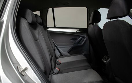 Volkswagen Tiguan II, 2021 год, 2 560 000 рублей, 10 фотография