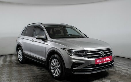 Volkswagen Tiguan II, 2021 год, 2 560 000 рублей, 3 фотография