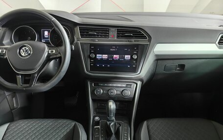 Volkswagen Tiguan II, 2018 год, 2 949 000 рублей, 12 фотография