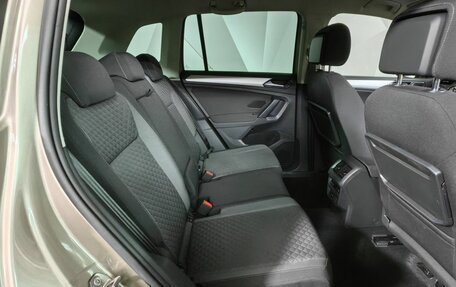 Volkswagen Tiguan II, 2018 год, 2 949 000 рублей, 13 фотография