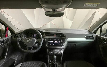Volkswagen Tiguan II, 2018 год, 2 949 000 рублей, 11 фотография