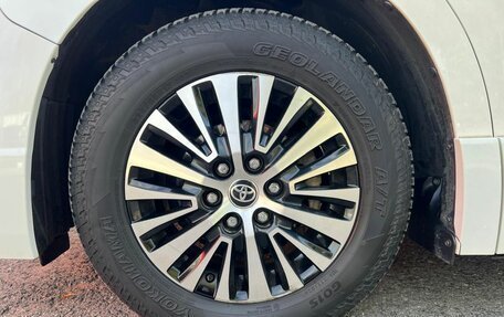 Toyota HiAce H300, 2019 год, 4 500 000 рублей, 4 фотография