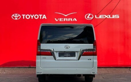 Toyota HiAce H300, 2019 год, 4 500 000 рублей, 6 фотография