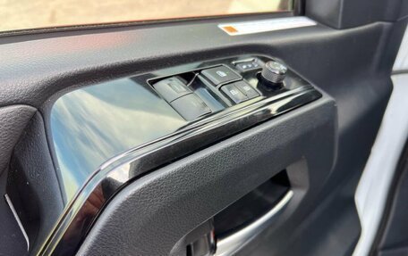 Toyota HiAce H300, 2019 год, 4 500 000 рублей, 18 фотография