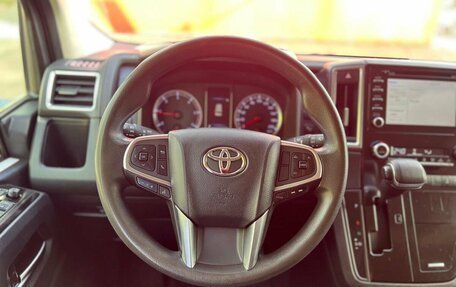 Toyota HiAce H300, 2019 год, 4 500 000 рублей, 15 фотография