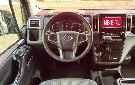 Toyota HiAce H300, 2019 год, 4 500 000 рублей, 14 фотография